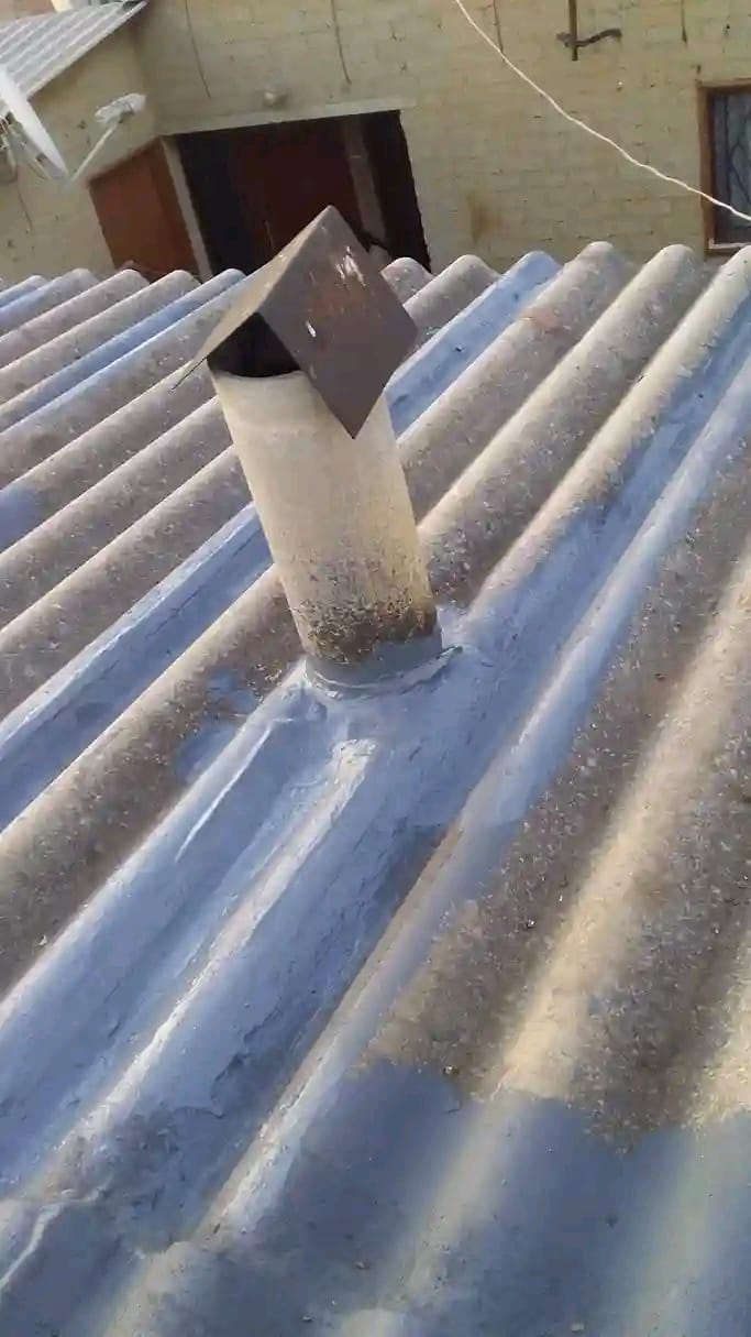 Tile roof with vent pipe