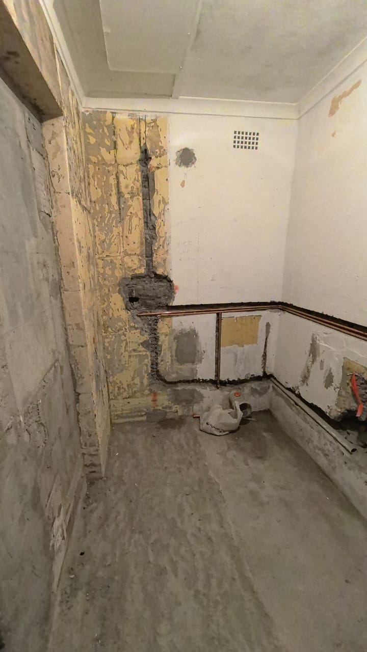 Bathroom strip-out & re-pipe