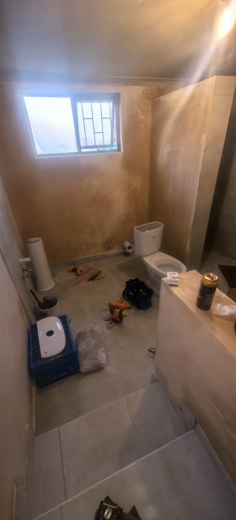 Bathroom plaster & toilet