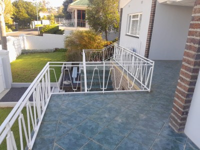 Garden patio balustrade