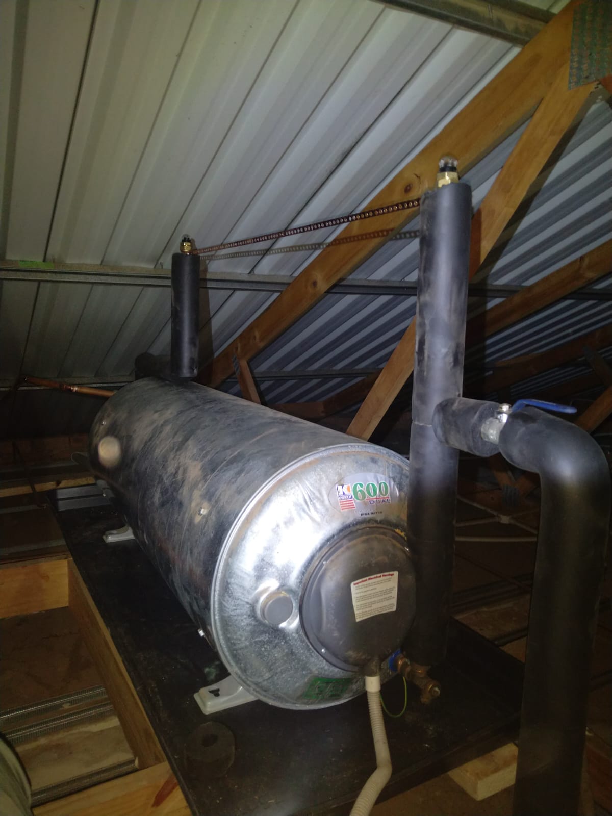 Geyser in roof space