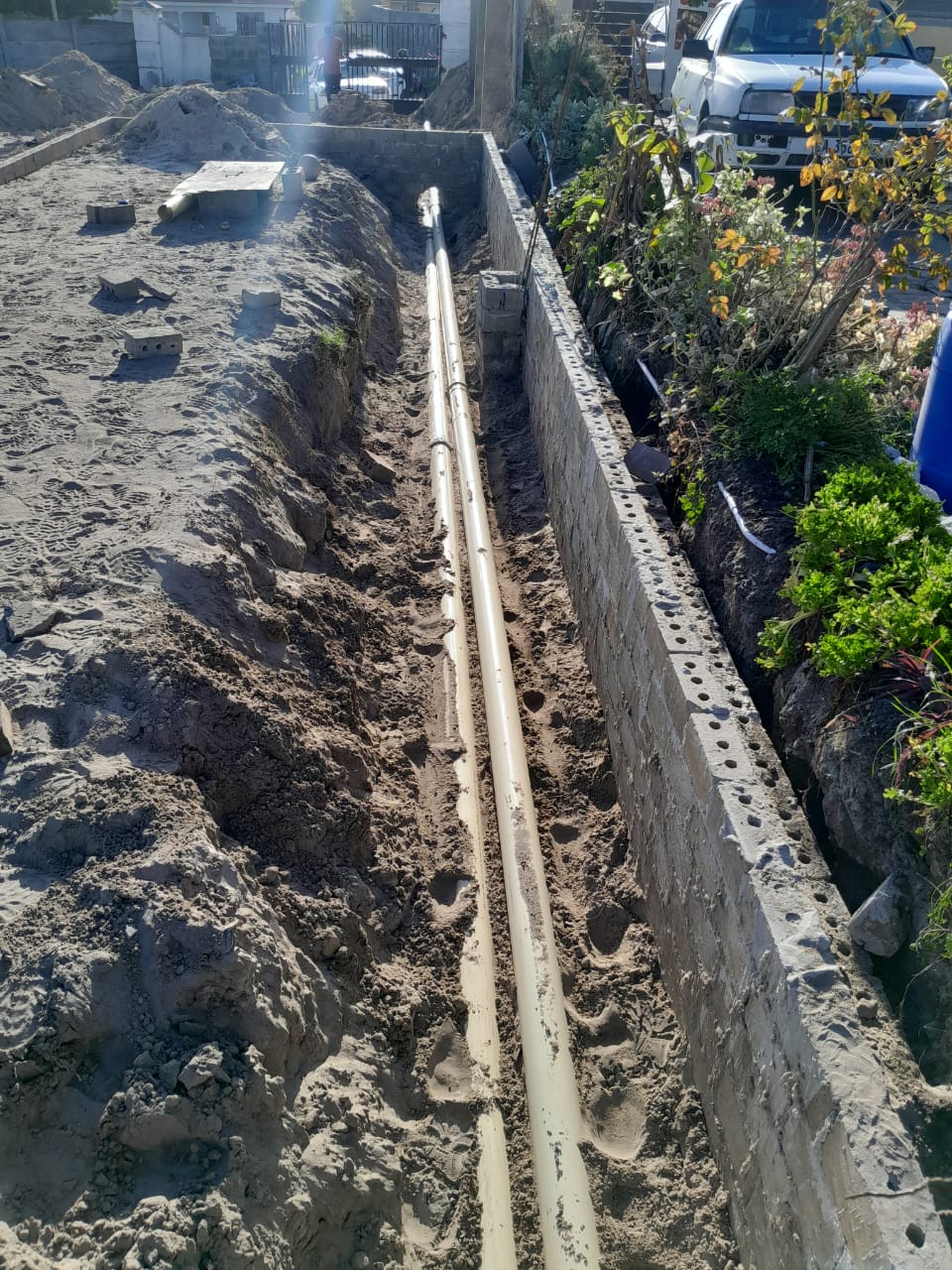 Long pipe trench